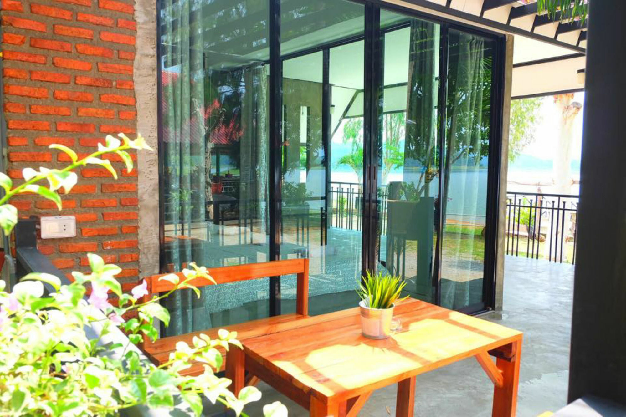 Rim Kaeng Resort Kaeng Krachan Exterior photo